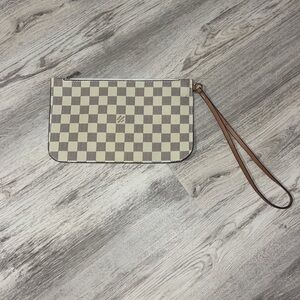Clutch Wristlet Handbag Checkered Purse (Designer Inspired) Monogrammed Logo